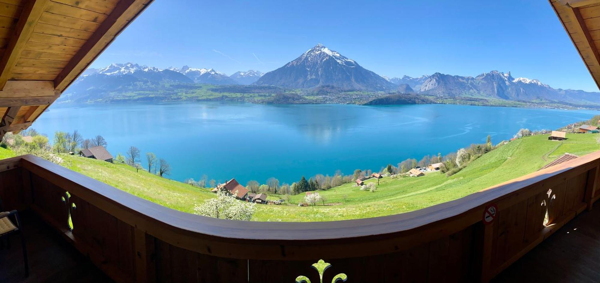 Chalet Egglen "Typical Swiss House, Best Views, Private Jacuzzi" Sigriswil Dış mekan fotoğraf