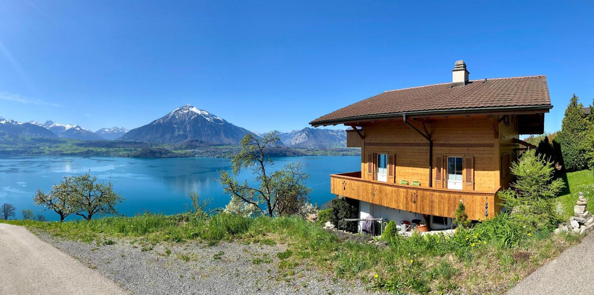 Chalet Egglen "Typical Swiss House, Best Views, Private Jacuzzi" Sigriswil Dış mekan fotoğraf