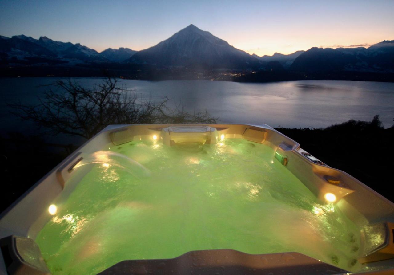 Chalet Egglen "Typical Swiss House, Best Views, Private Jacuzzi" Sigriswil Dış mekan fotoğraf